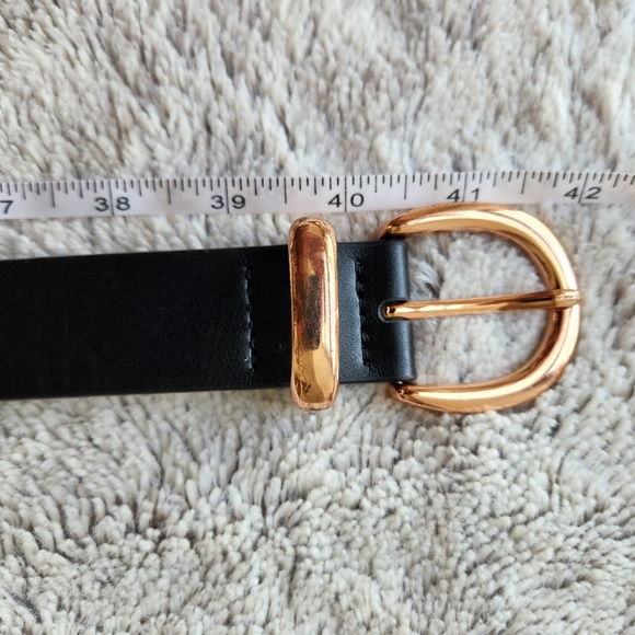 2/$20 Rose Gold & Black Belt - Picture 5 of 9